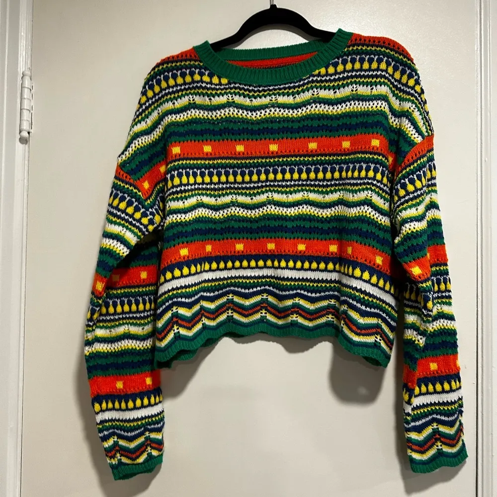 Women’s Large Striped Cropped Crewneck Sweater. Scalloped Hem. Oversized. - Image 3