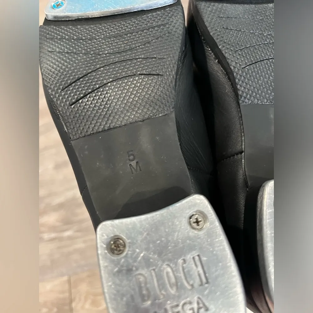 Bloch Ladies Shockwave Leather Tap Dance Shoes
Size 5 Black - Image 6