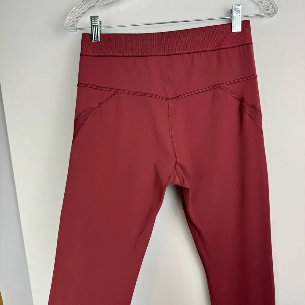Athleta Aura Heel Tight in Powervita Womens Leggings Sz Medium Maple Red Mesh - Image 12