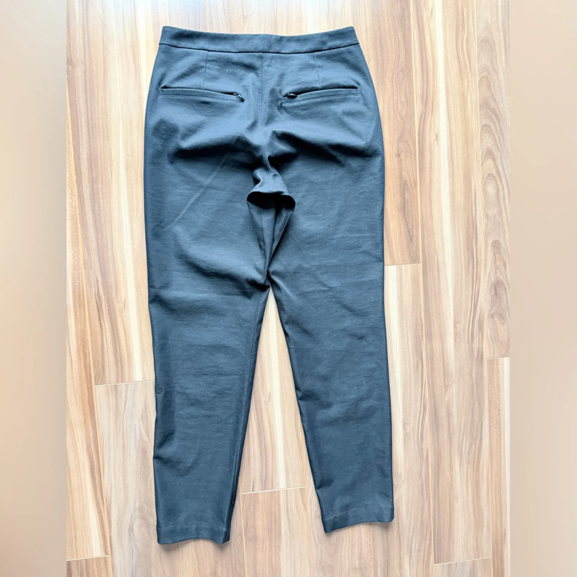 Lululemon City Trek Trouser *28" - size 4 - Image 3
