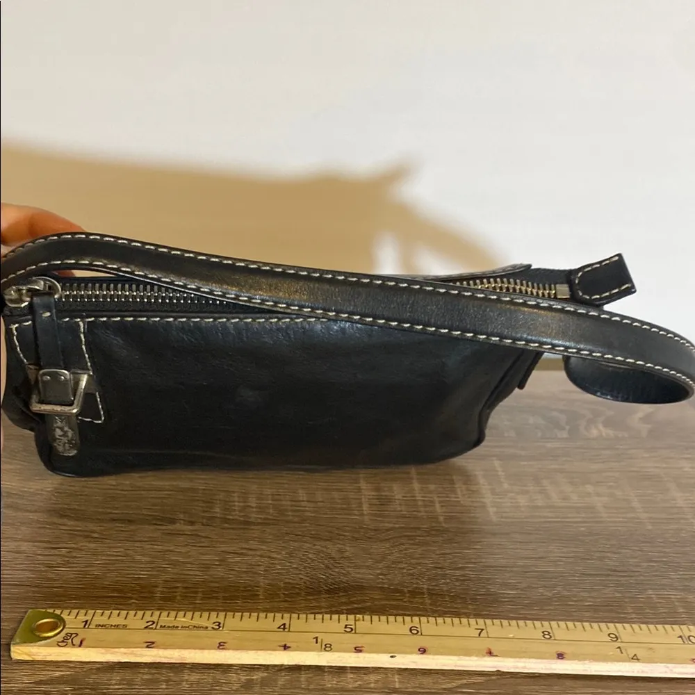 Vintage  black 90’s  Leather Shoulder Bag - Image 9