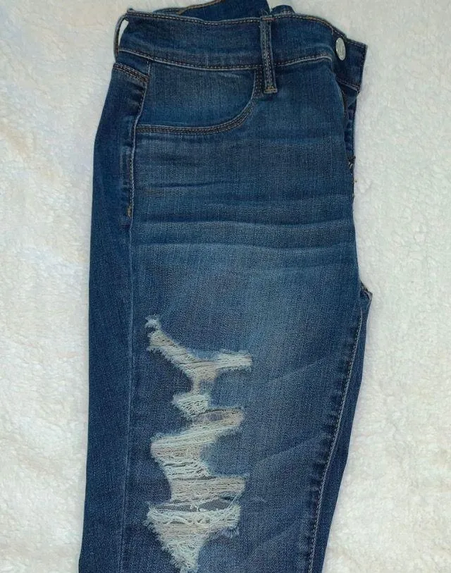 Medium Wash Distressed Jeggings - Image 8