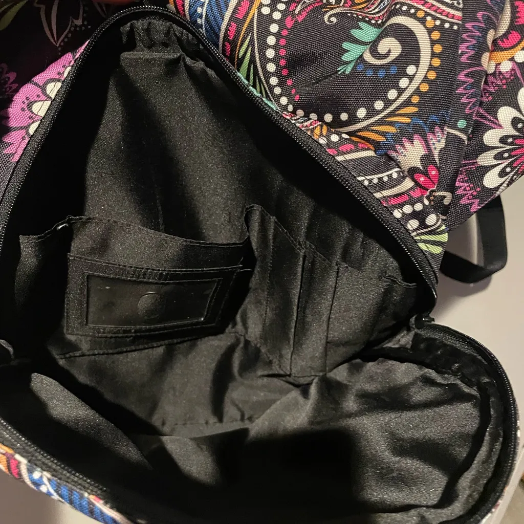 VERA BRADLEY Lighten Up Essential Backpack Bandana Swirl Pattern Computer Bag - Image 8