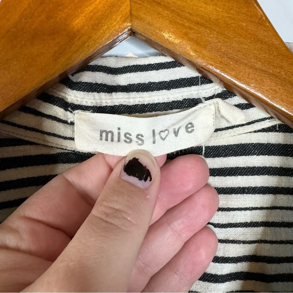 Miss Love Linen Blend Striped Button Down Top Size Small - Image 3
