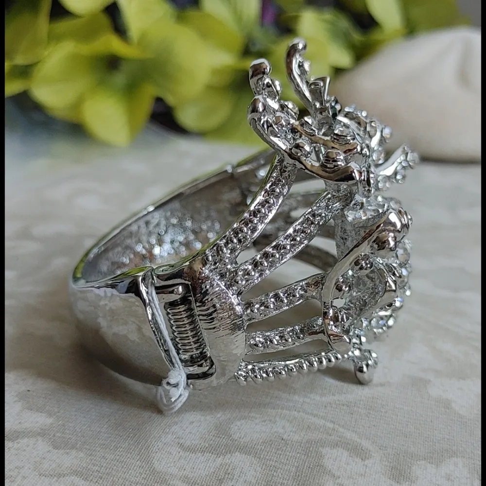 Bold Silver Crystal Spider Tarantula Hinge / Clamper Bracelet Bling!! - Image 3