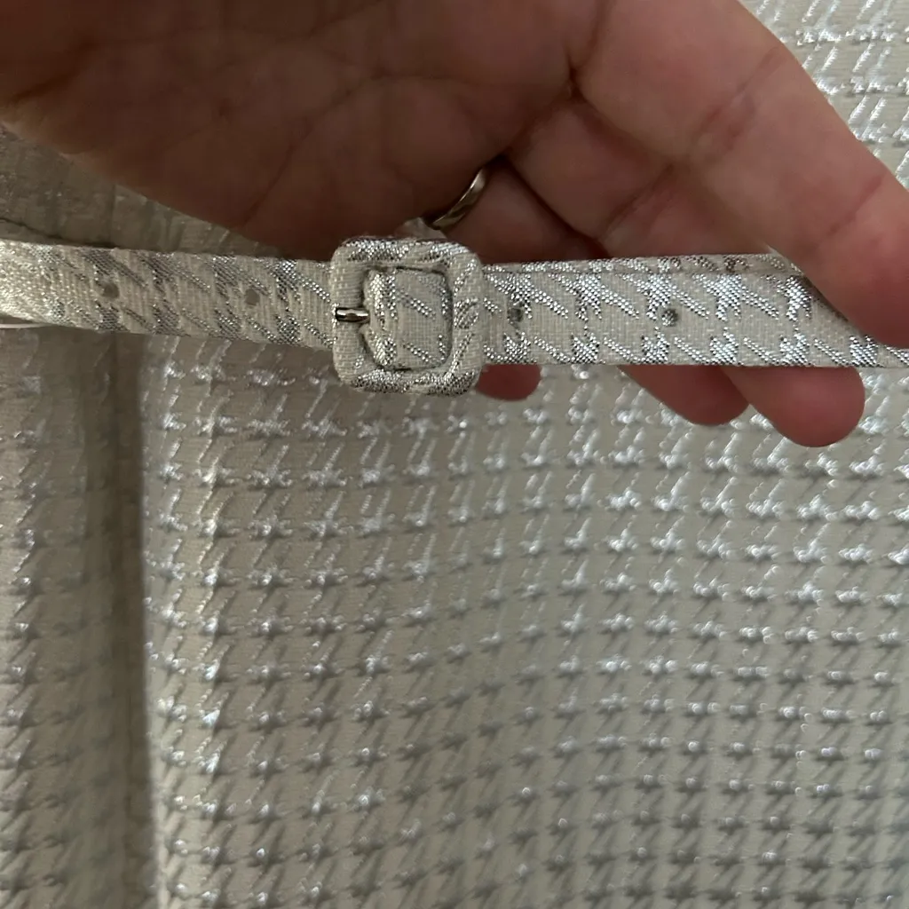 NWT Liz Claiborne size 10 belted sheath dress. - Image 8