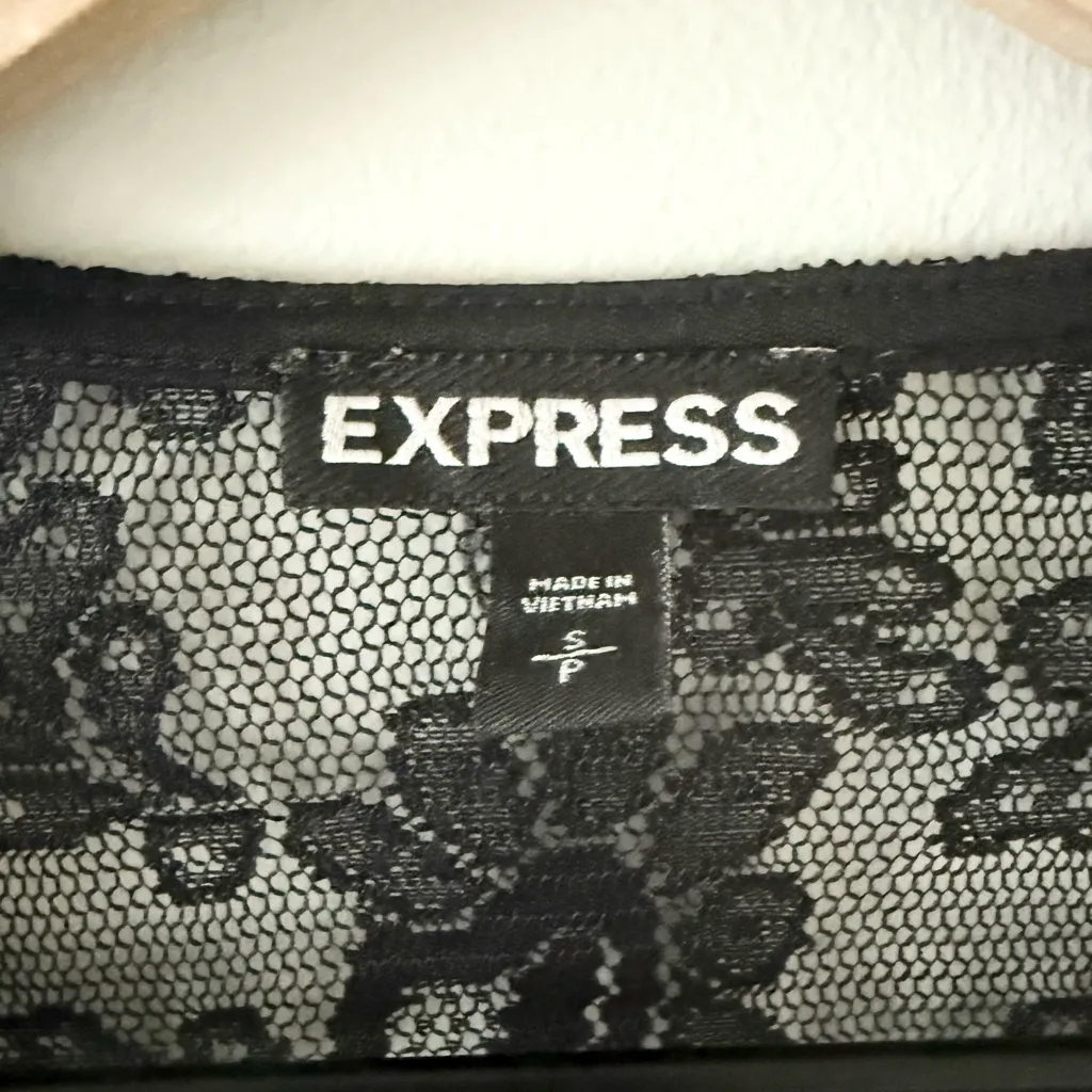 Express Oversized Kimono Style Jacket in Sheer Black Lace Size S - Image 3