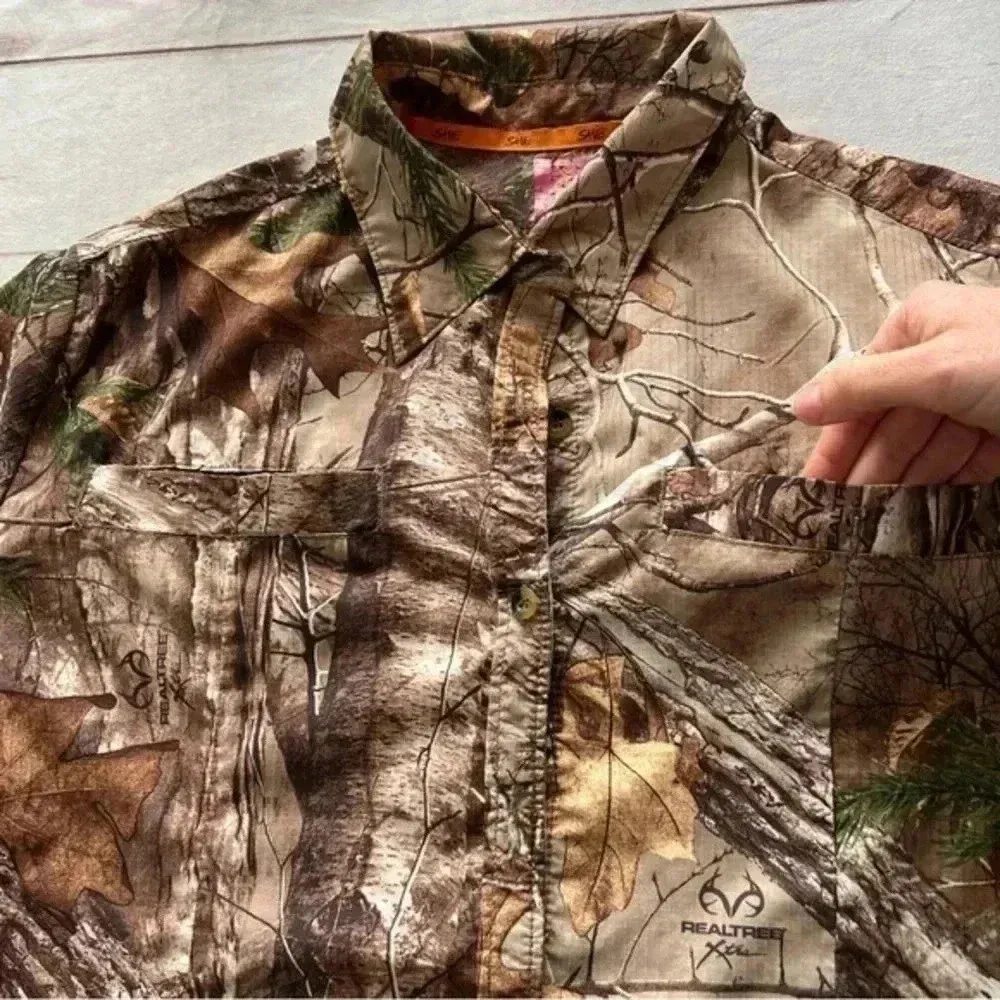 She Outdoor Camo Button Up Shirt Womens Size XL Short Sleeves with pock… Brown - Image 3