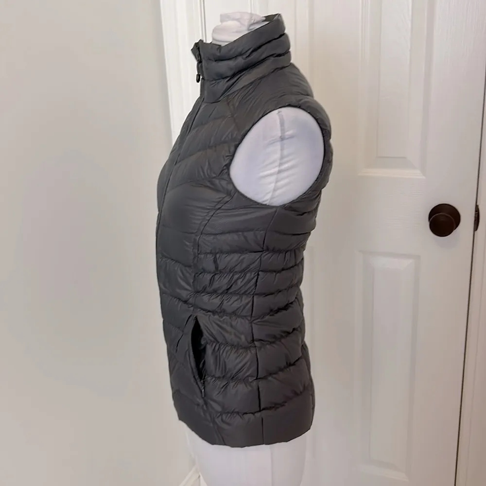Athleta Downalicious Gray Down Full Zip Vest - Image 4