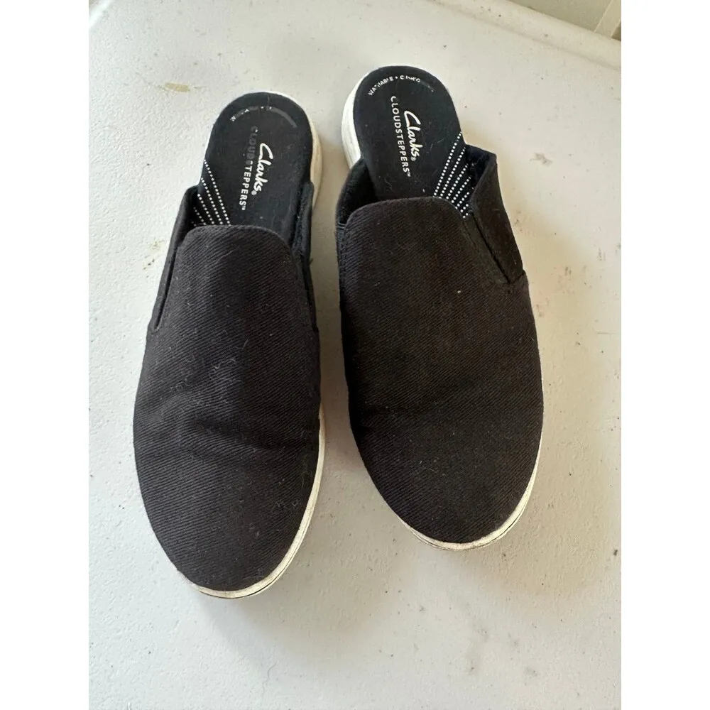 Clarks Cloud Steppers Breeze Shore Moisture Wicking Slides Mules Shoes 10 Black - Image 2
