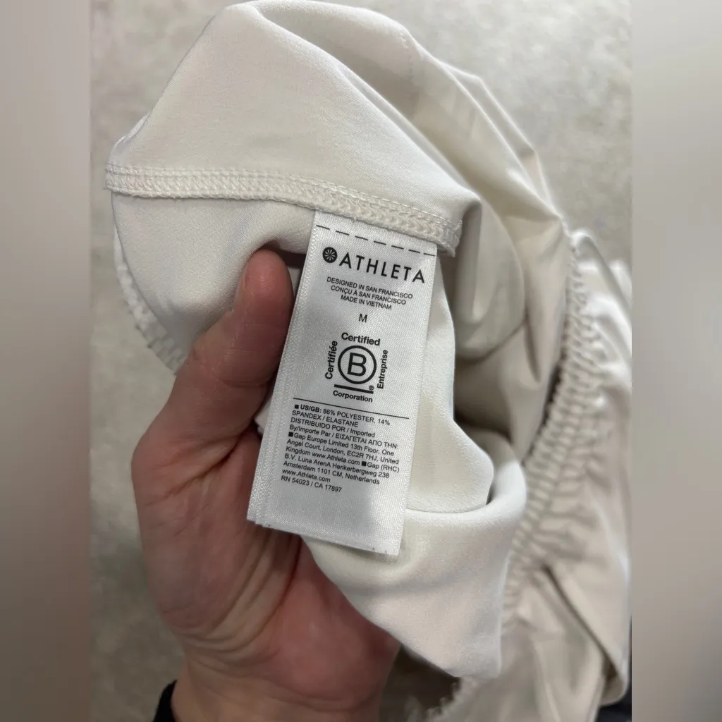 Athleta Promenade Cargo Pant Medium Ivory Wide Leg Drawstring Travel Pull On - Image 4