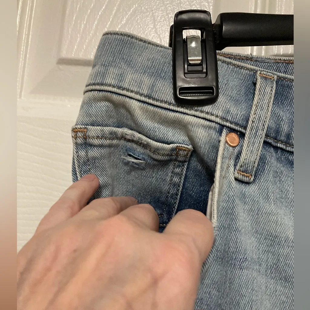 Express New Light Wash Wide Leg High Rise Distressed Ripped Denim Jeans - Image 7