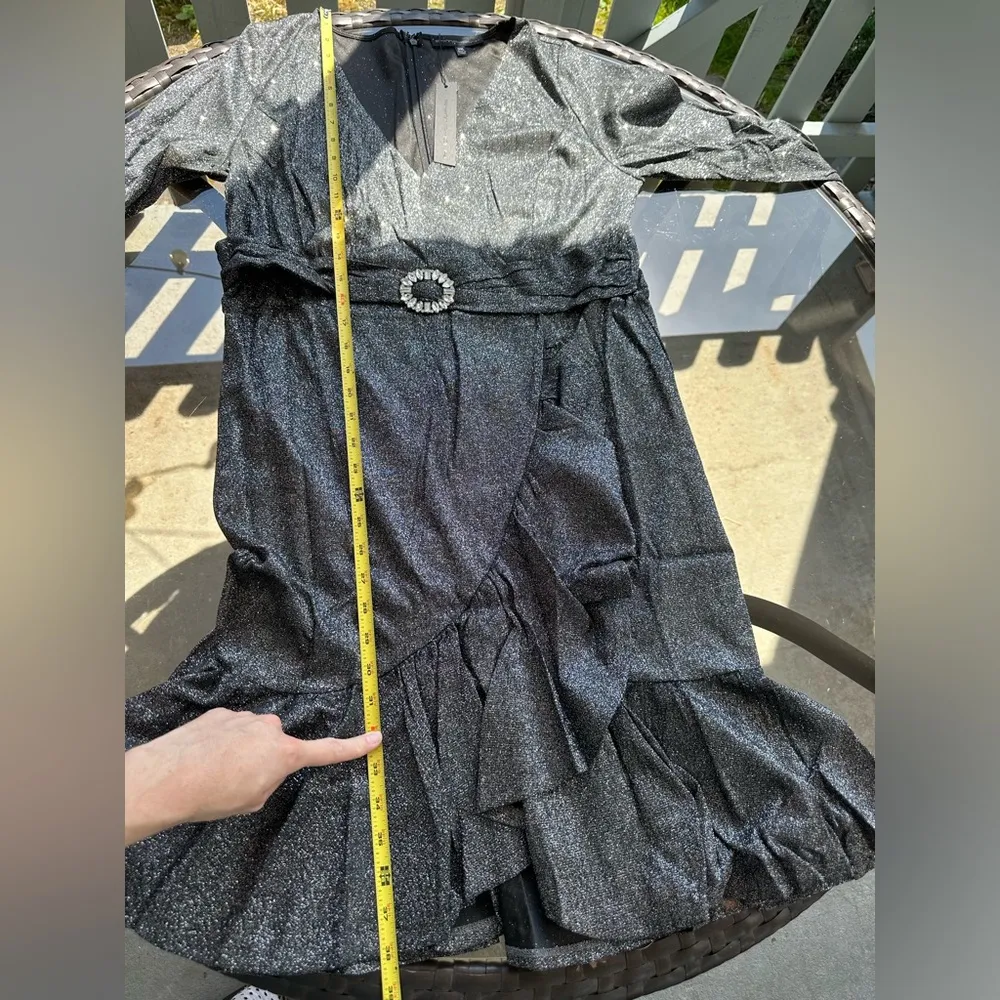 Symphony Shimmer Belted Asymmetrical Flare Hem V-neck Dress Black/Silver Size 2X - Image 11