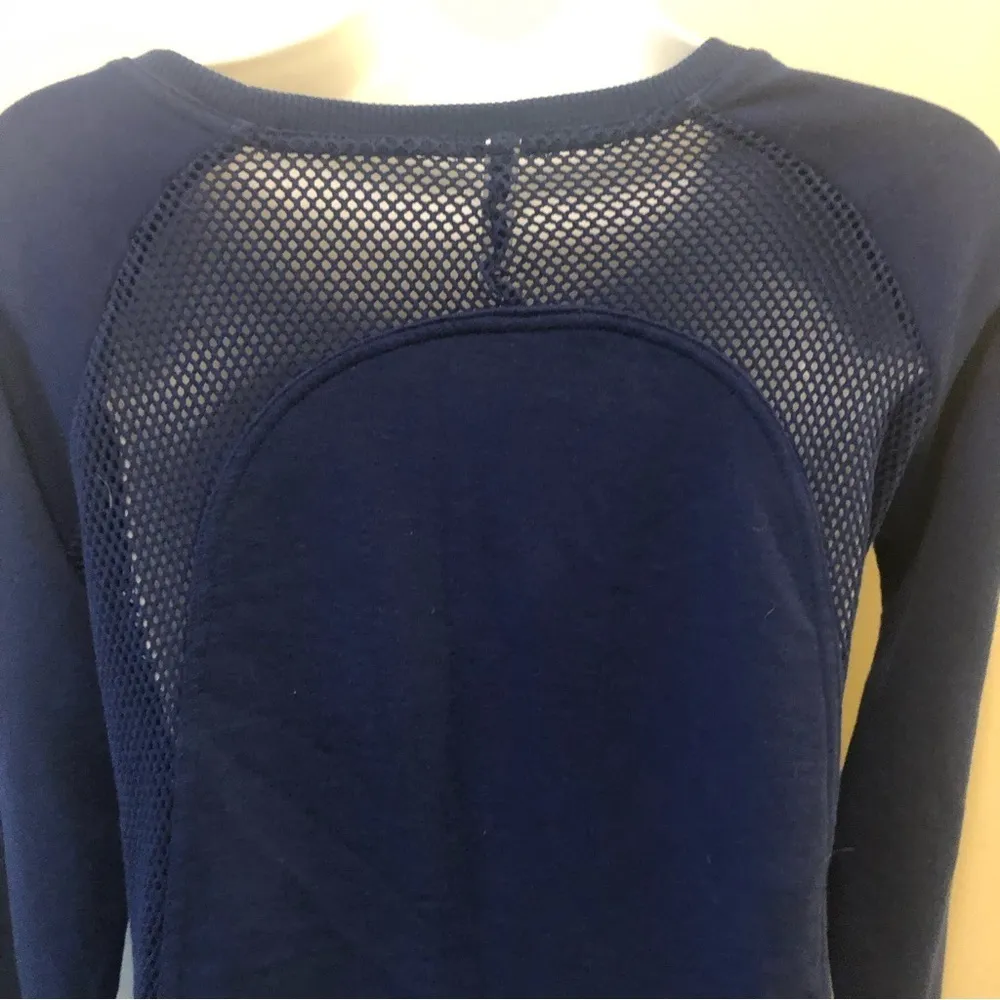 Fabletics Crewneck Sweatshirt Mesh Sides Back Pouch Pocket Sz. XS Blue - Image 7