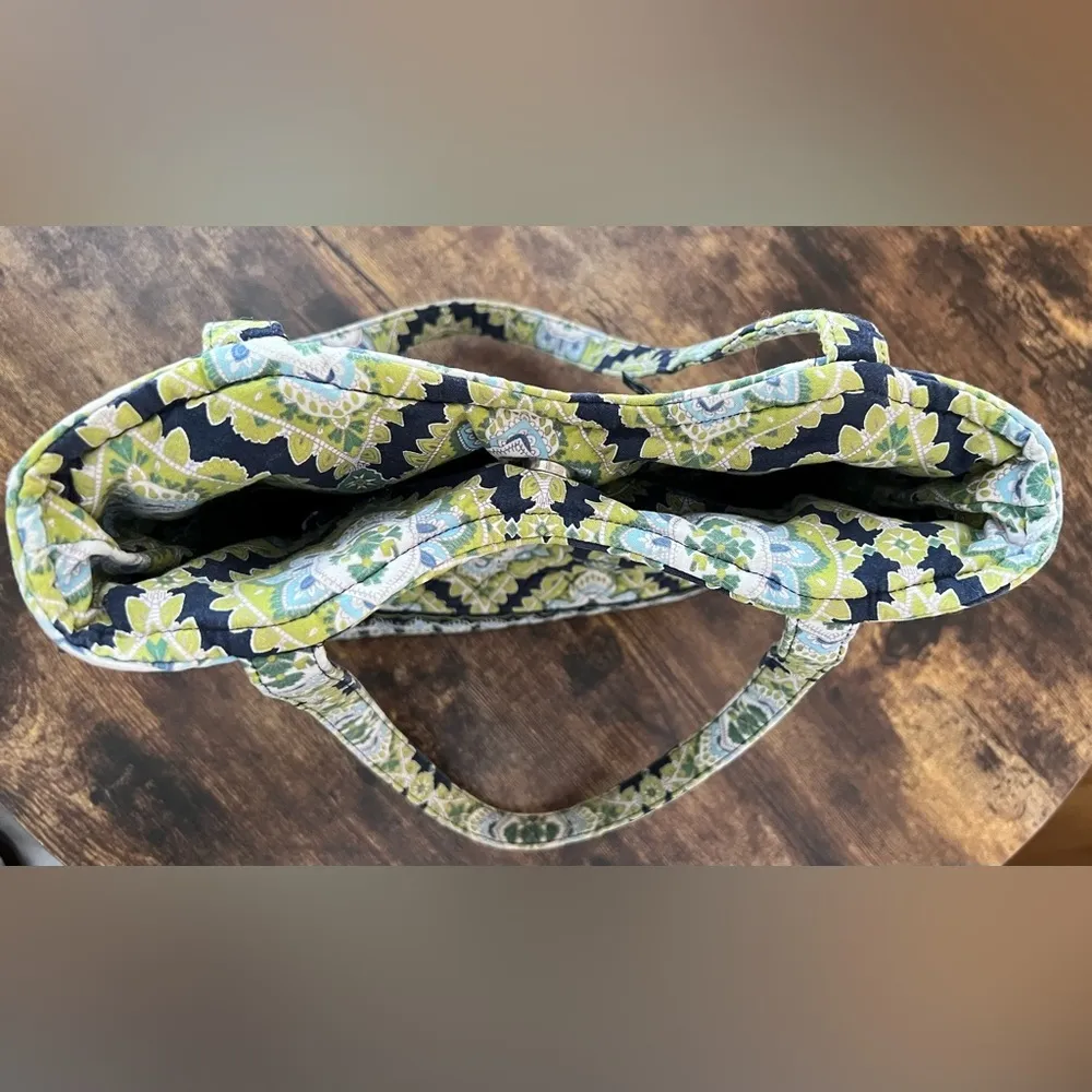 RETIRED: Vera Bradley | ladies Cambridge shoulder handbag. - Image 8