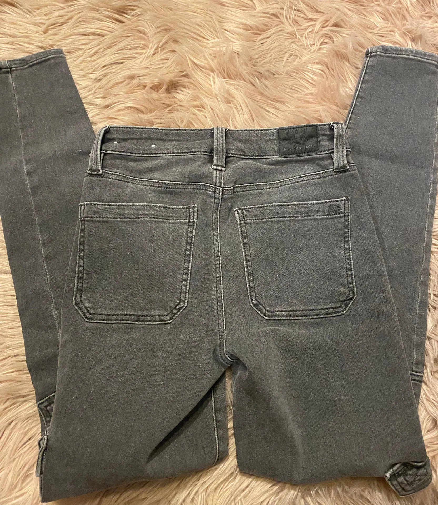 American Eagle Cargo Jeans - Image 5