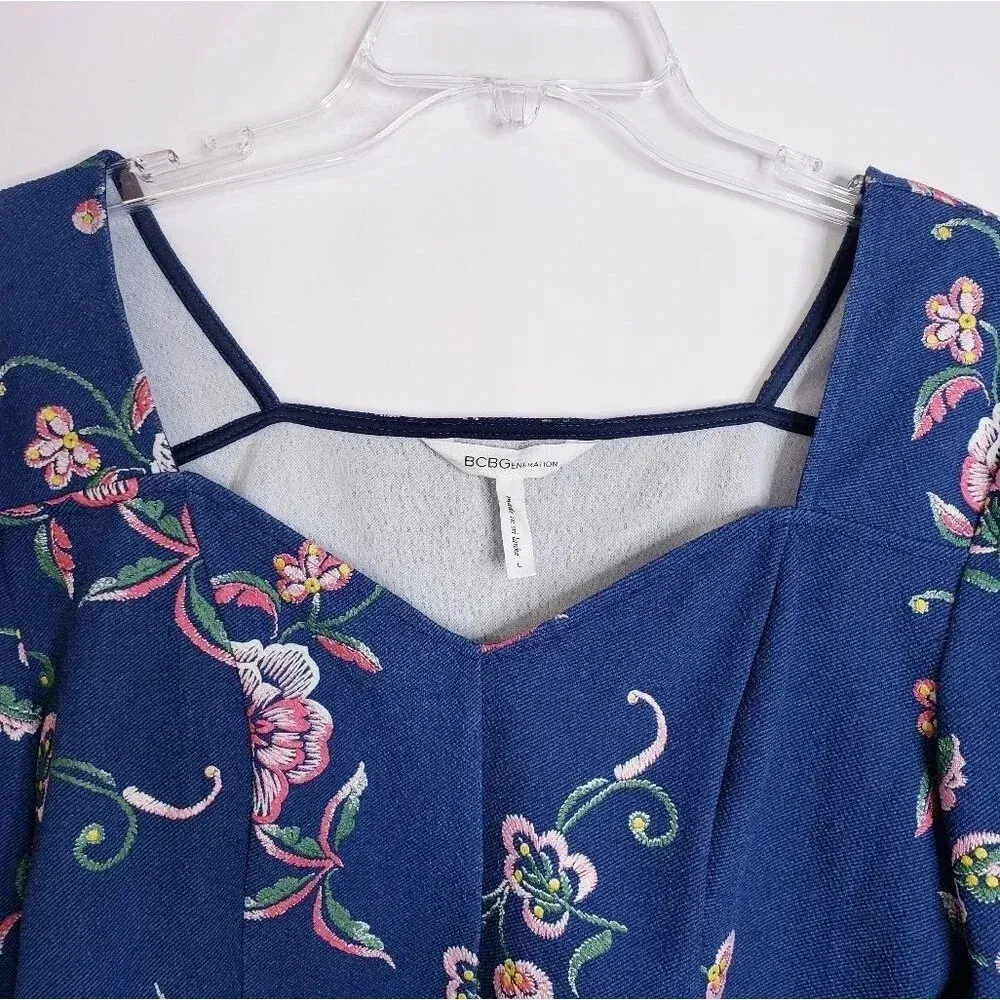 Bcbgeneretion Floral Cropped Top Blouse Blue Size Large long Sleeve - Image 6