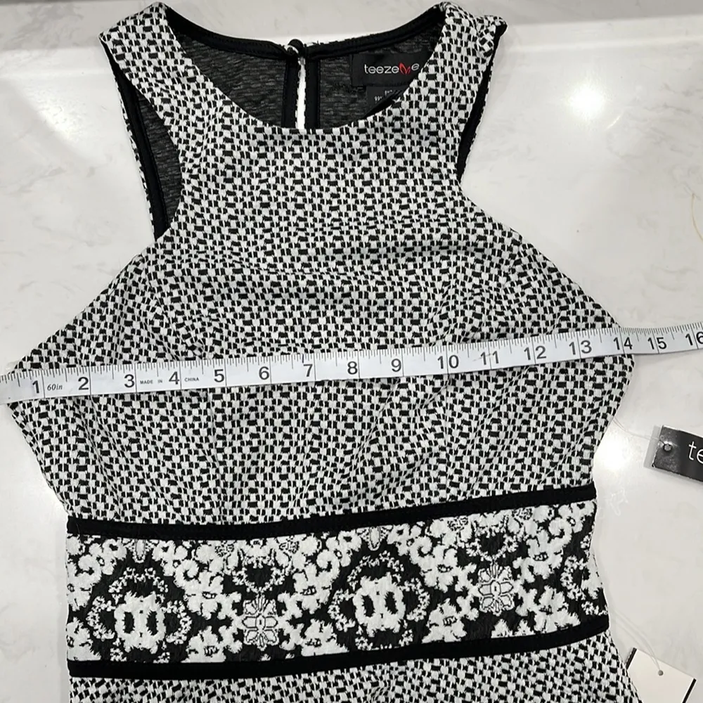 Teeze Me Black & White Fit & Flare Print Dress Size 5/6 - Image 5