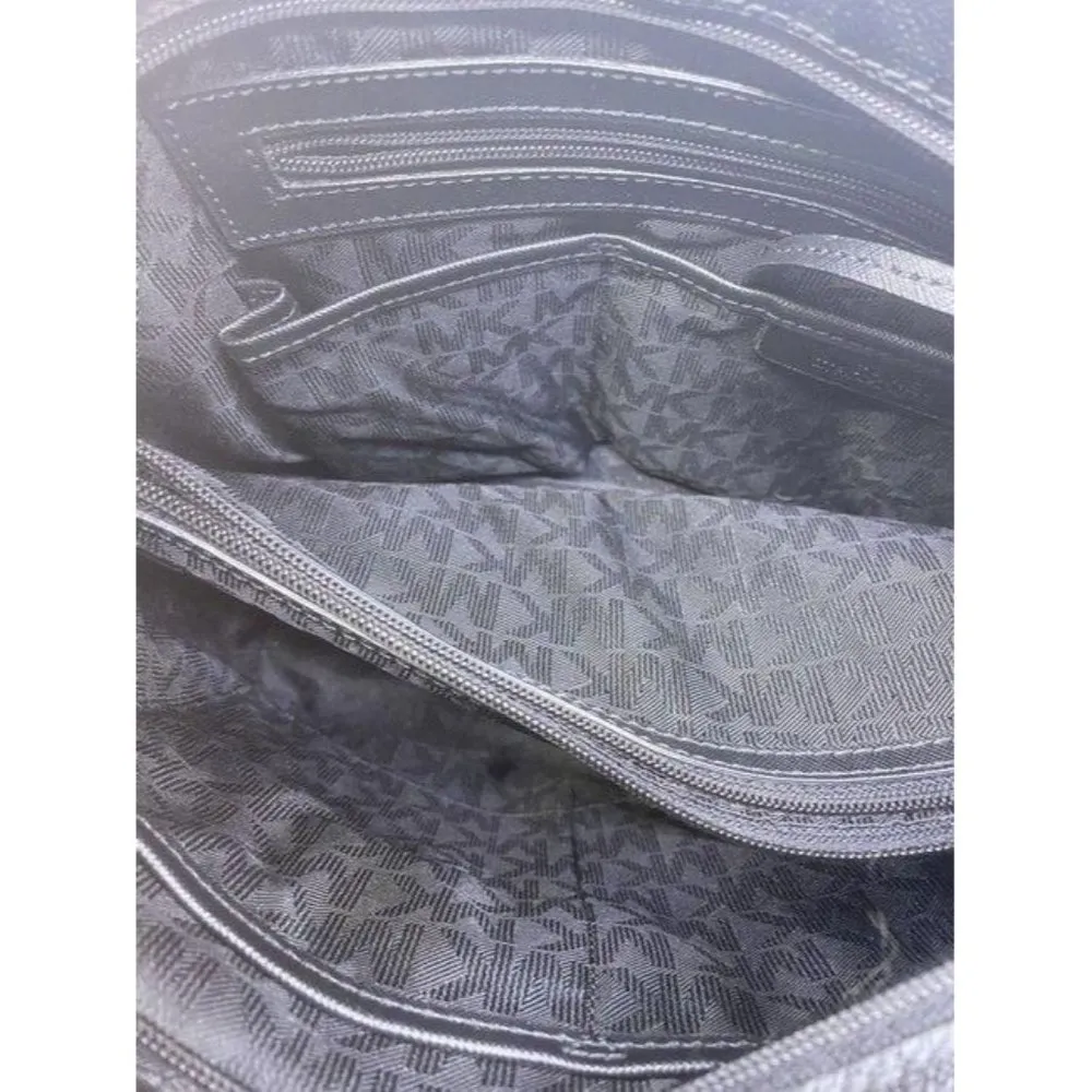 Michael kors w handshoulder customized by me w app - Image 9