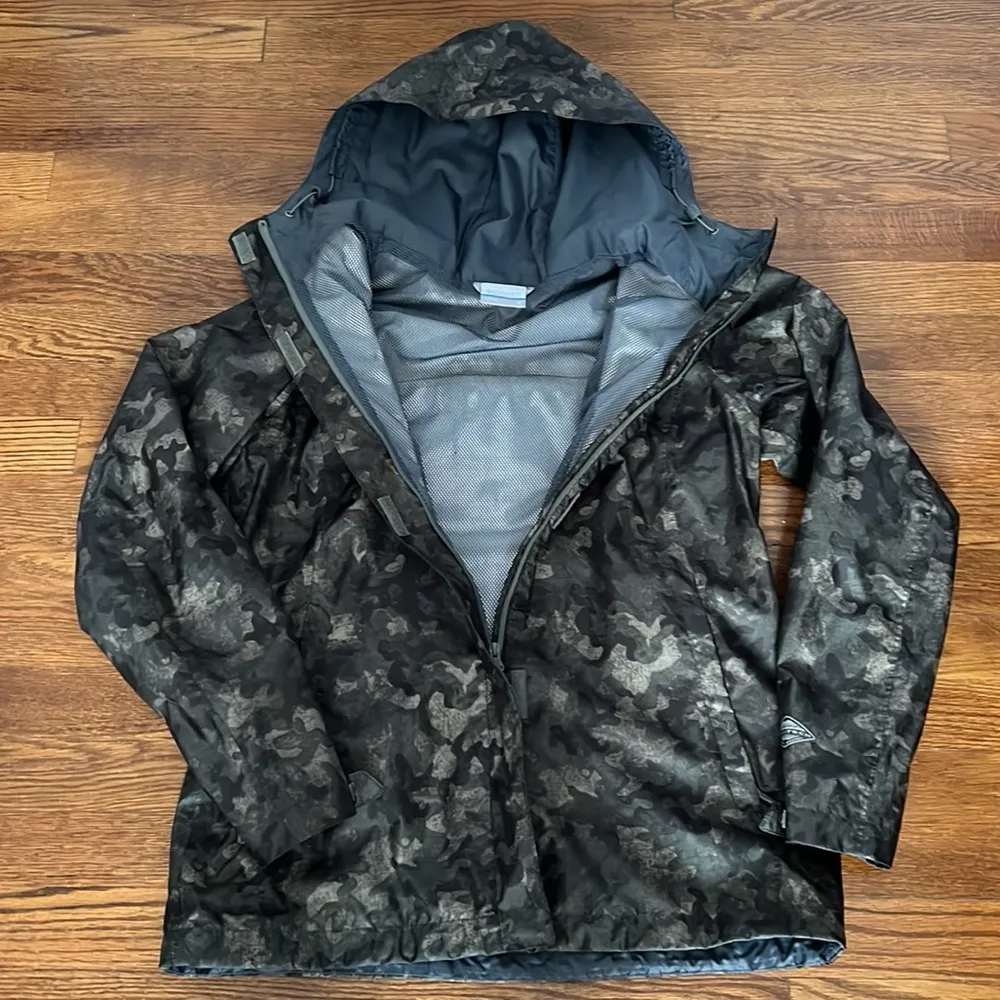 Columbia Women’s Rain Jacket Camouflage - Image 4
