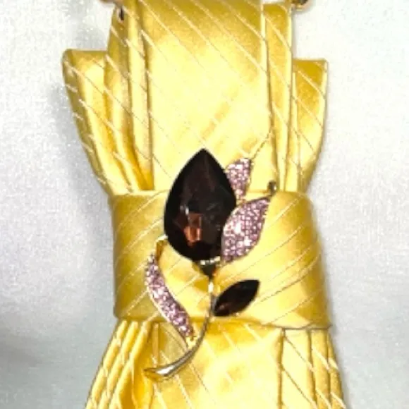 “Dainty Dapper”bold silky look yellow necktie necklace with beautiful brooch White - Image 4