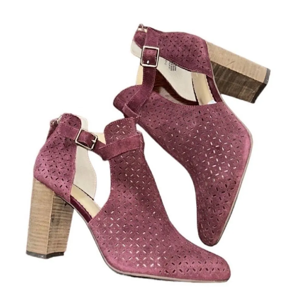 Crown Ivy Perforated Leather Burgundy
Bootie(Size 9M) - Image 2