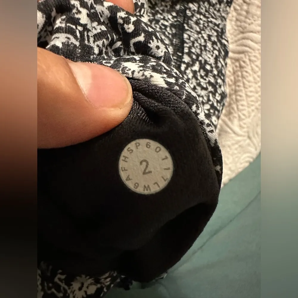 Lululemon athetica rare leggings size 2 no signs of wear in great condition - Image 3