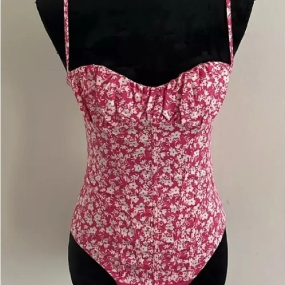 Zara Floral Pink Women's Bodysuit - Image 4