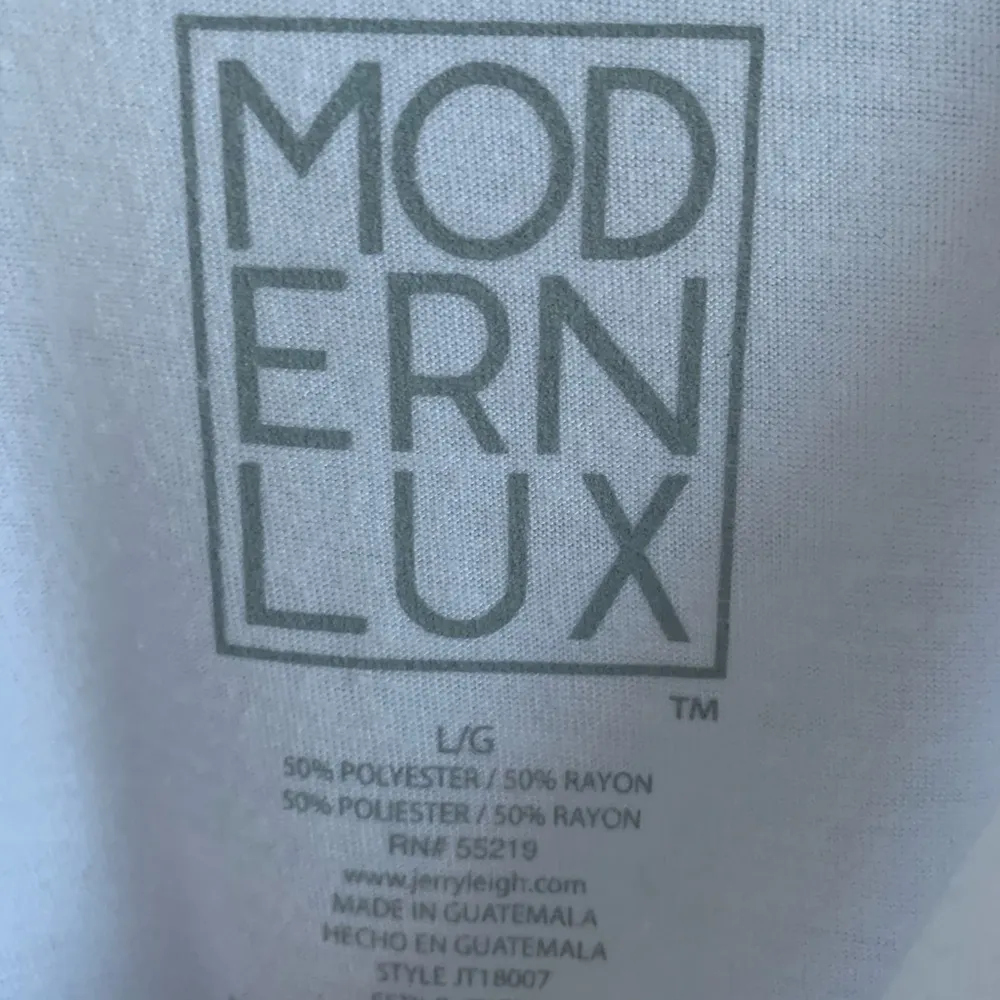 Moden Lux Mrs. White Graphic Tank Large - Image 4