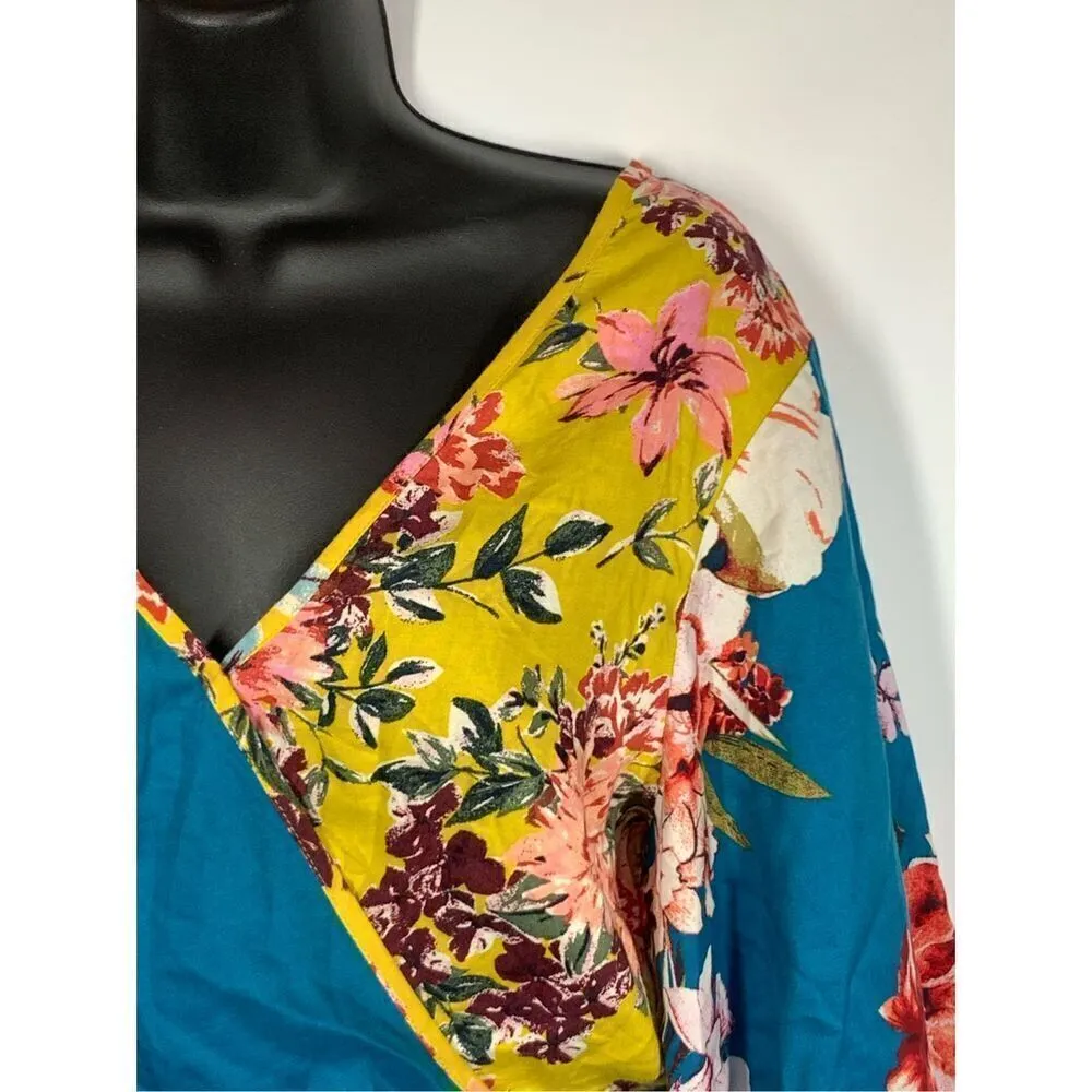 Band Of Gypsies Women's Floral V-Neck Crop Top Multicolor Size Small NWOT - Image 3