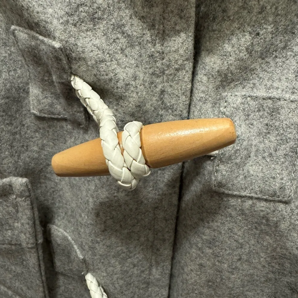 Wool Coat Zanerobe Scandi Girl Gray Toggle Duffle Coat Jacket Winter Cottage 8 - Image 2
