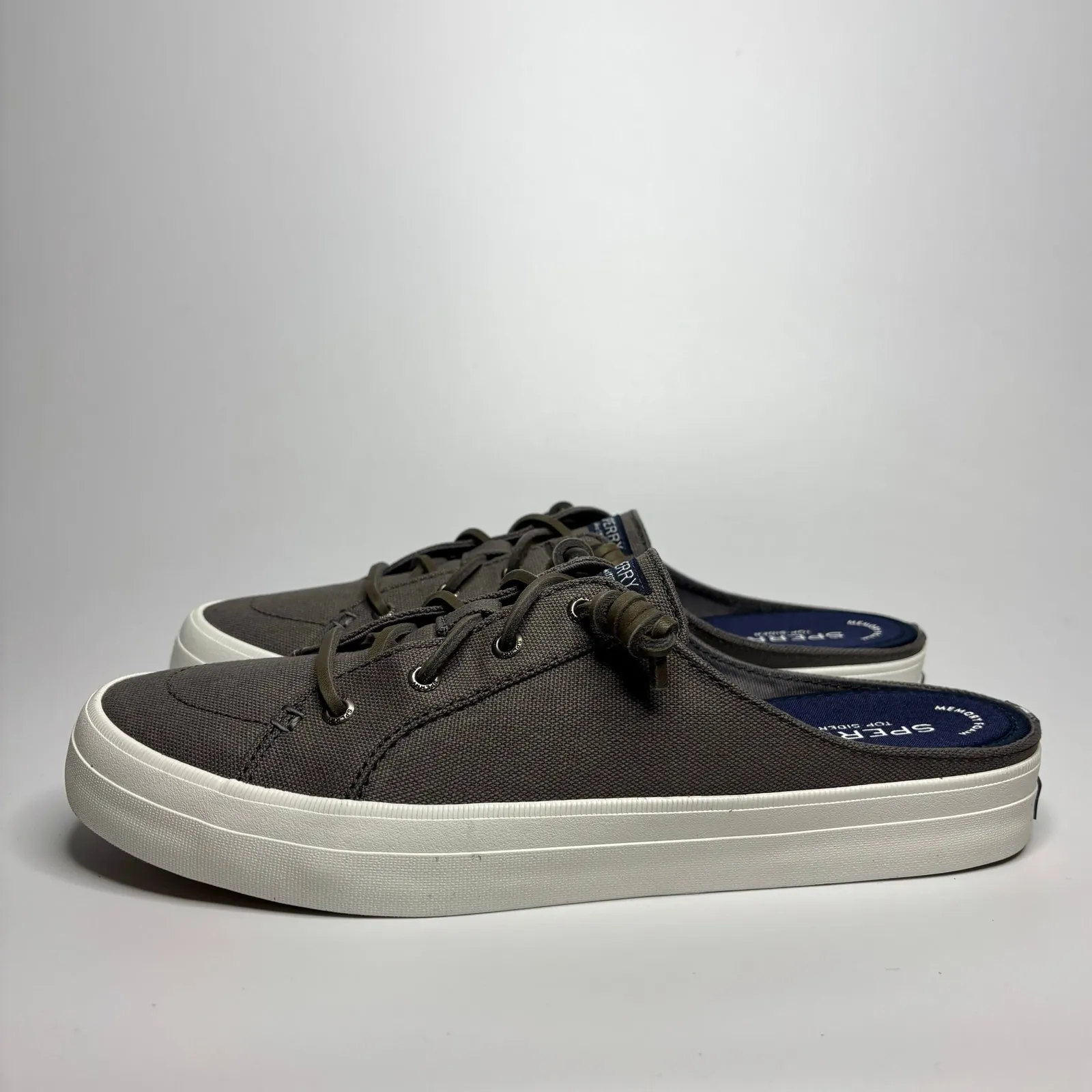 Sperry Crest Vibe Mule Sneaker in Grey Canvas - Image 2