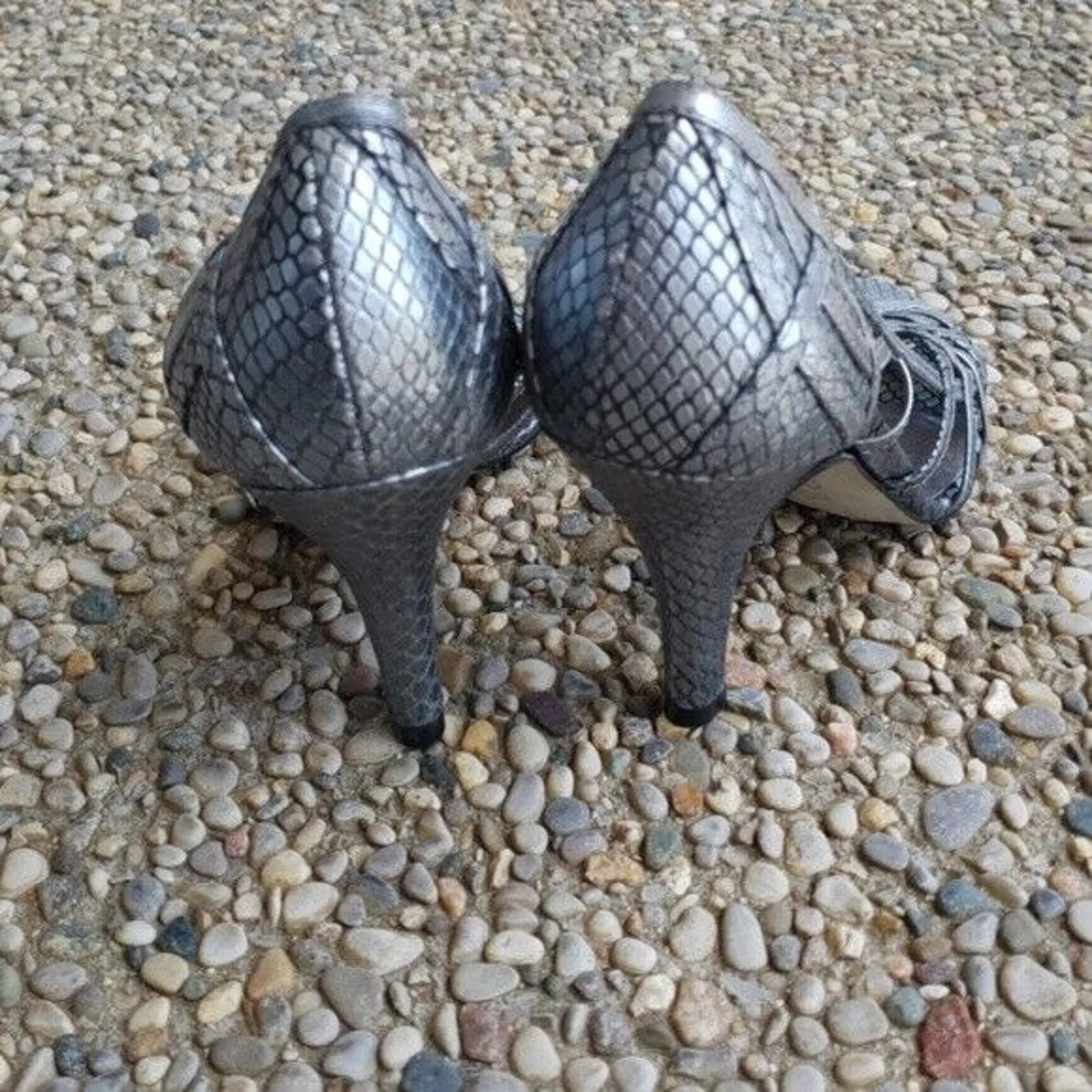 Gianni Bini Heels - Silver Scale Open Toe Heels - Size 7 - Worn Once - Image 6