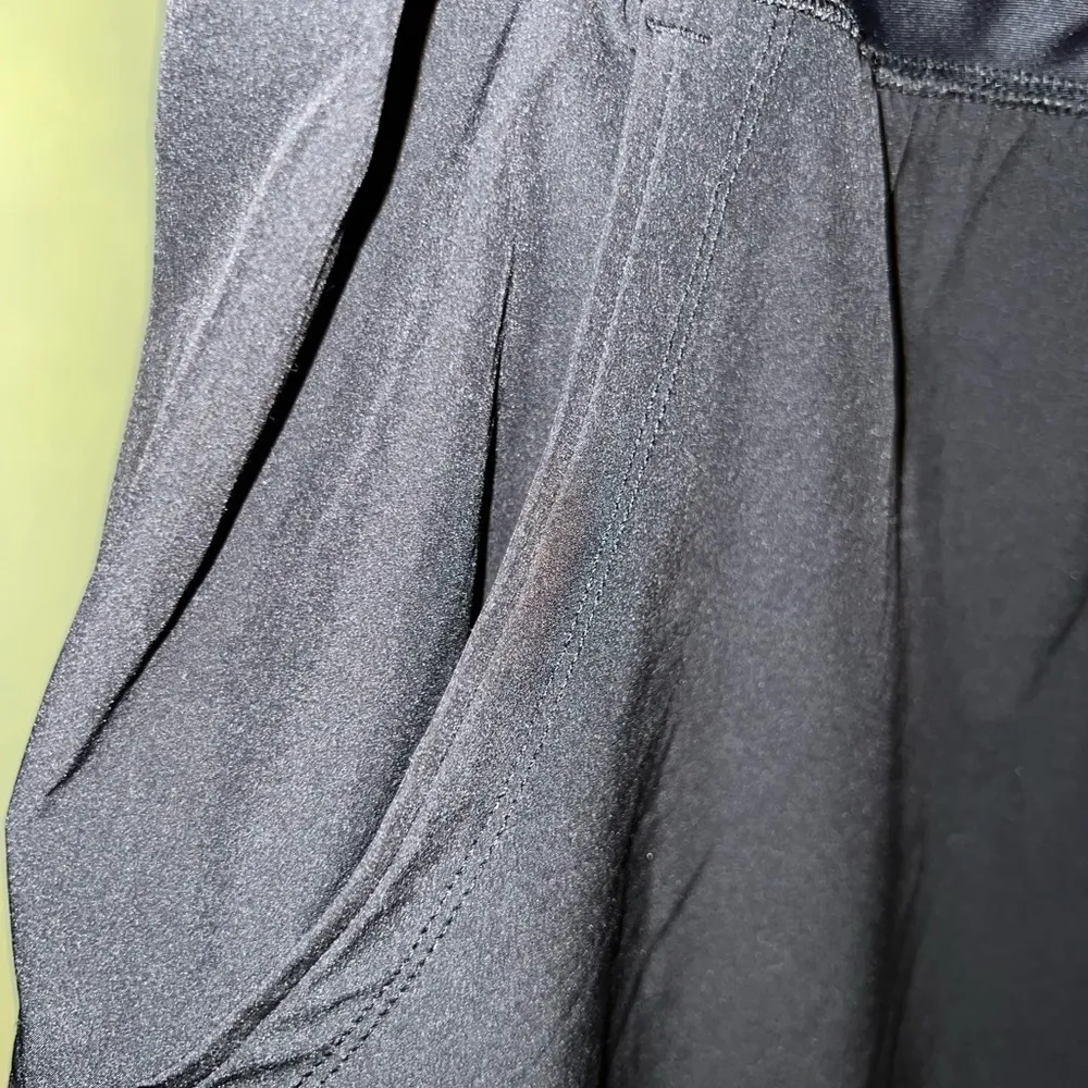 LANDS’ END 9” Inseam Pull On Swim Shorts Size 16P - Image 2