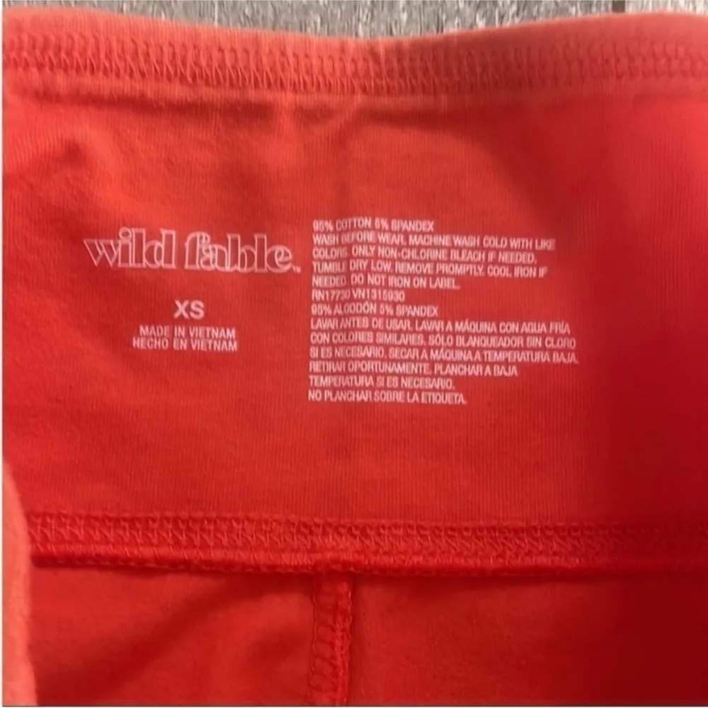 Wild Fable Size XS High-Waisted Orange and Pink Leggings. - Image 3