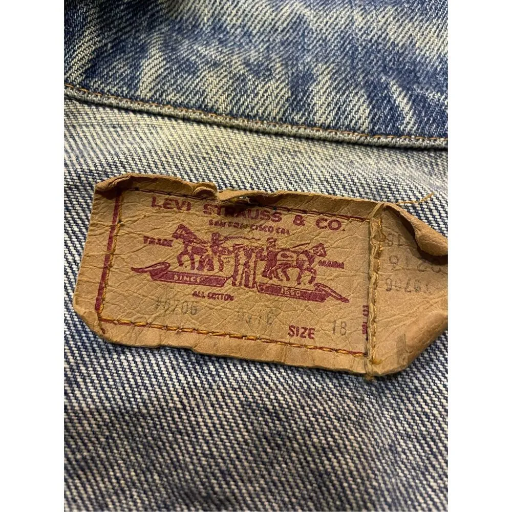 Levi’s Denim Trucker Jacket 18 Women’s Red Tag Vintage Blue - Image 4