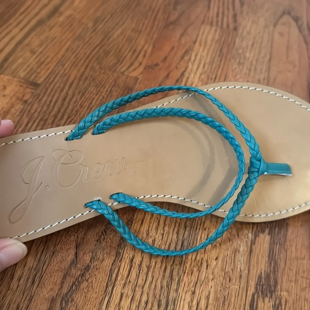 J. Crew New Green Leather Capri Braided Strap Flip Flop Sandals Size 8 - Image 6