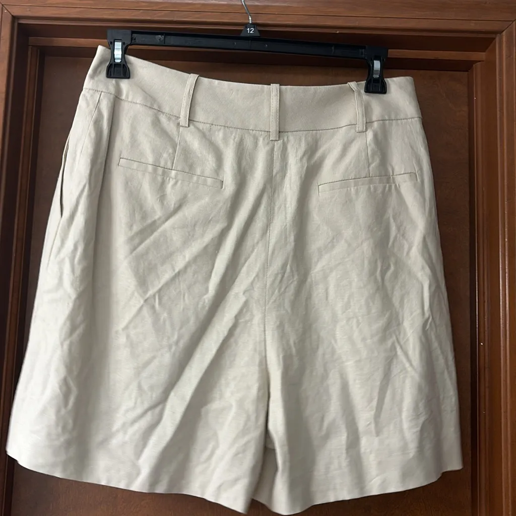 Alex Marie Reina Stretch Linen Mid Rise Pleated Front Shorts - Image 8