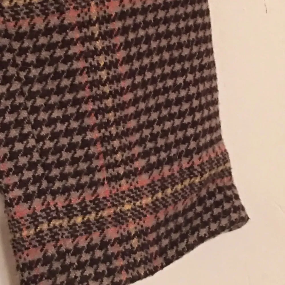 Brown Plaid Cropped Jacket Women’s Size XS NEW - Image 2