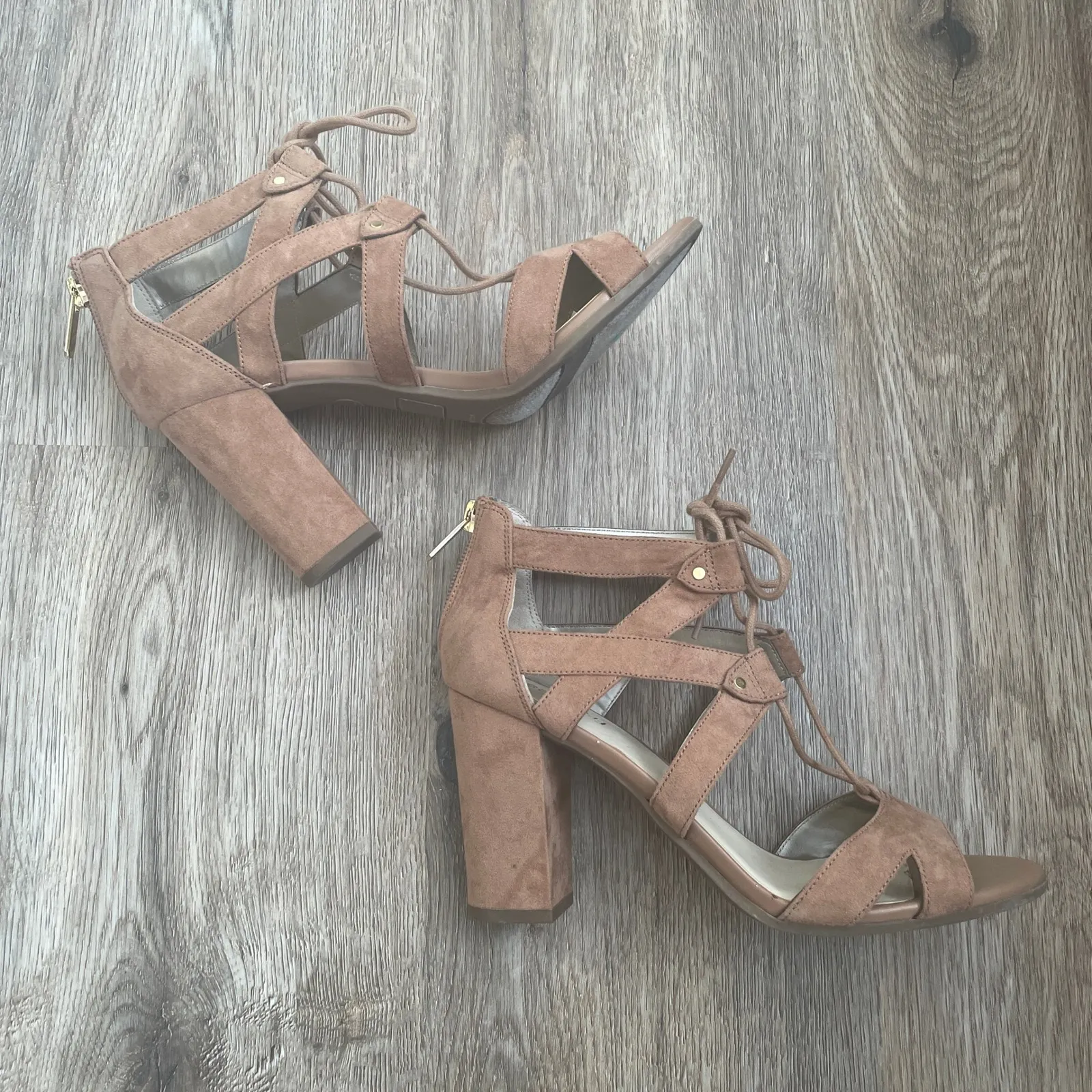 Francesca's Block Heel Sandals size 7 Faux Suede Lace Up Open Toe Boho Chic Shoe - Image 13