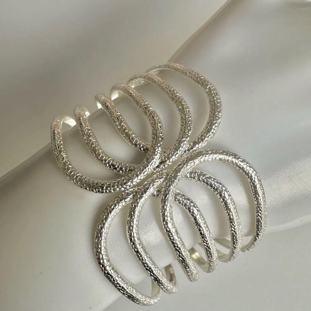 Silver tone textured hinged wide bracelet - Image 2