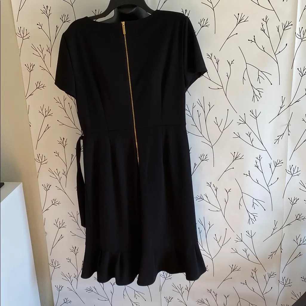 Calvin Klein Black Short Sleeve Dress - Image 2