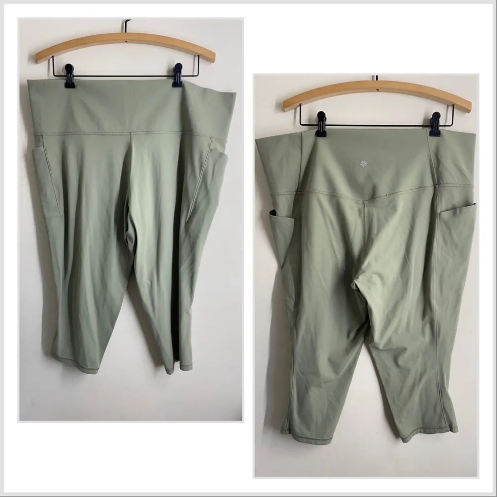 Athleta Salutation Stash Pocket II Capri Pant Eucalyptus Green size 3X - Image 2