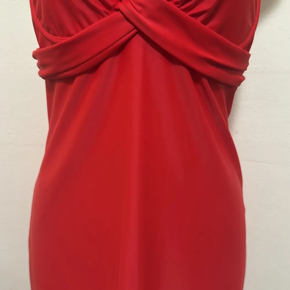 Athleta Tara HALTER SWIM DRESS woman size 36 B/C underwire padded bra red - Image 3