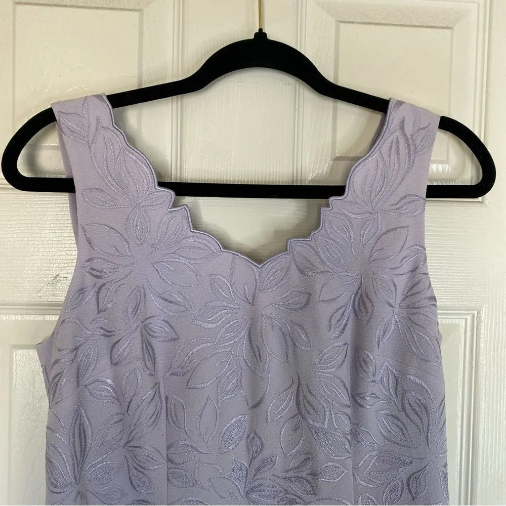 ANTONIO MELANI Lilac Lace Sheath Dress Purple Leaves Size 6 - Image 3