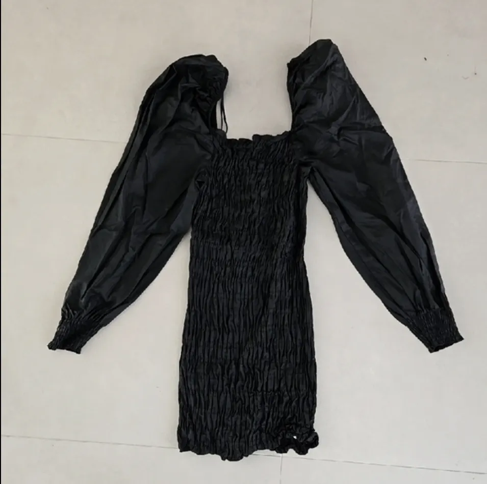 Zara Dress Shirred Puff Sleeve Black Mini Square Neck Bodycon - Image 2