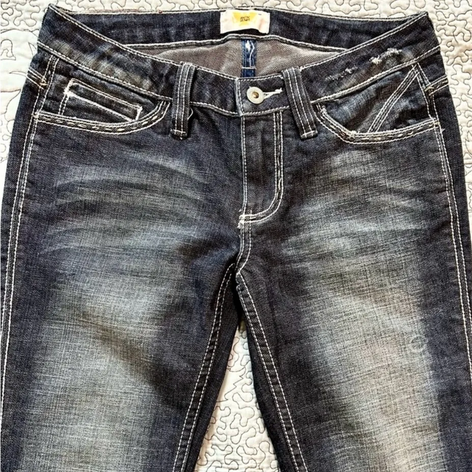 ANTIK Bootcut Low Rise Embroidered Pocket Jeans *Length Altered* Sz 26P💛 - Image 5