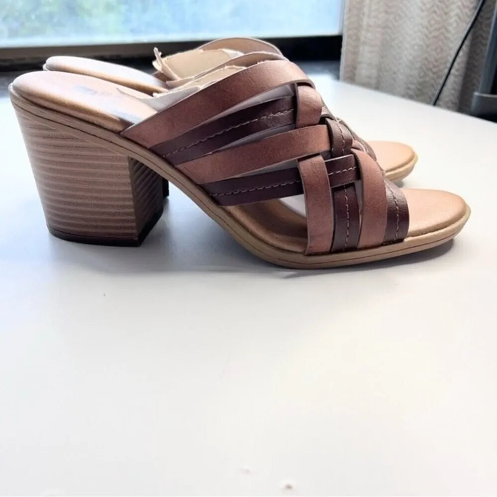 Women's White Mountain women’s heels brown size 8. - Image 7