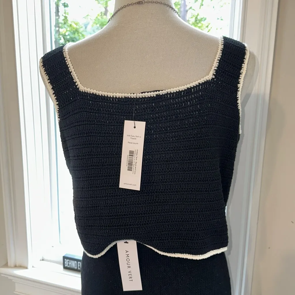 NWT AMOUR Vert Antibes Crochet Top, Medium, Black & Ivory - Image 6