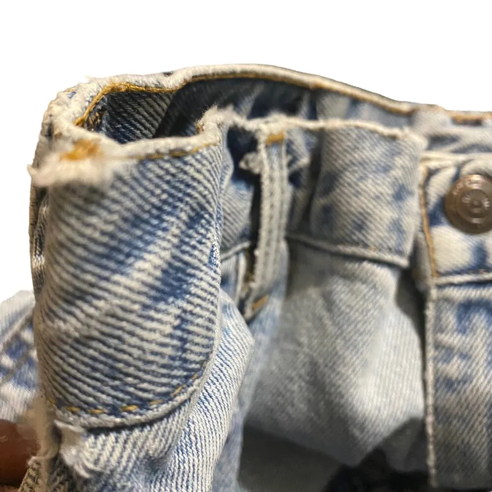 Vintage Gitano High Rise Tapered Leg Light Wash Jeans 30" waist - Image 6